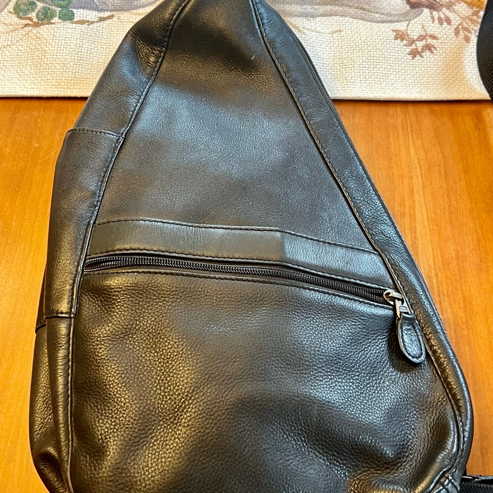 One shoulder pebble leather travel bag by LL Beane